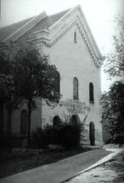 Die ehemalige Synagoge in Totis